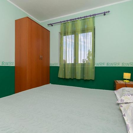 Apartments Toni Maslinica Luaran gambar